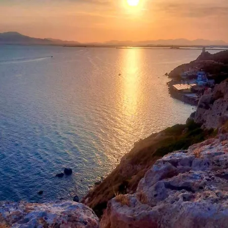 Relax Tra Mare E Monti Flumini Di Quartu بيت ضيافة