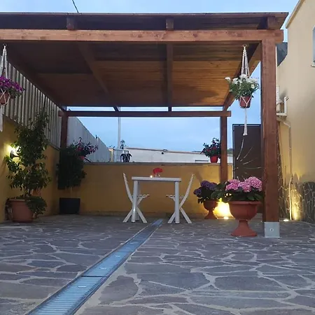 Relax Tra Mare E Monti Flumini Di Quartu Πανσιόν *