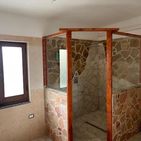 Relax Tra Mare E Monti Flumini Di Quartu بيت ضيافة