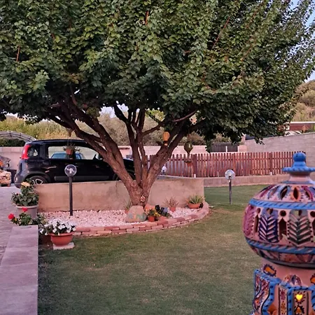 Relax Tra Mare E Monti Flumini Di Quartu بيت ضيافة