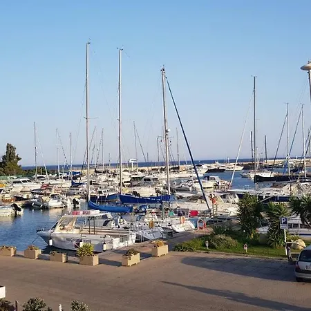 Πανσιόν Relax Tra Mare E Monti Flumini Di Quartu