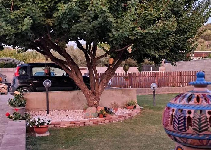 Relax Tra Mare E Monti Flumini Di Quartu Pensjonat